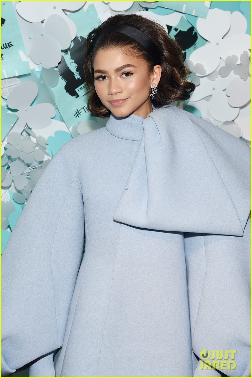 zendaya elle fanning and yara shahidi get glam for tiffany and co event 244076862
