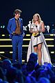 lauren alaina and kane brown win collaborative video of the year at cmt music awards 2018 05