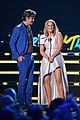 lauren alaina and kane brown win collaborative video of the year at cmt music awards 2018 32