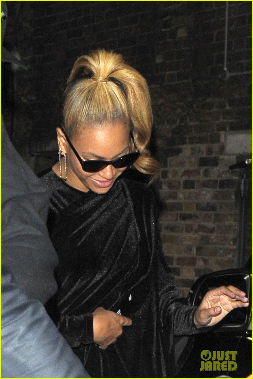 beyonce jay z step out for date night in london 094105841