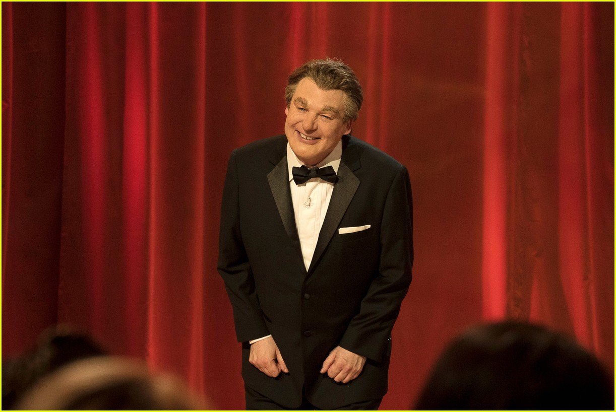 'The Gong Show' 2018 Host Tommy Maitland Is Really Mike Myers! Photo