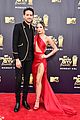 halsey cozies up to g eazy at mtv movie tv awards 11