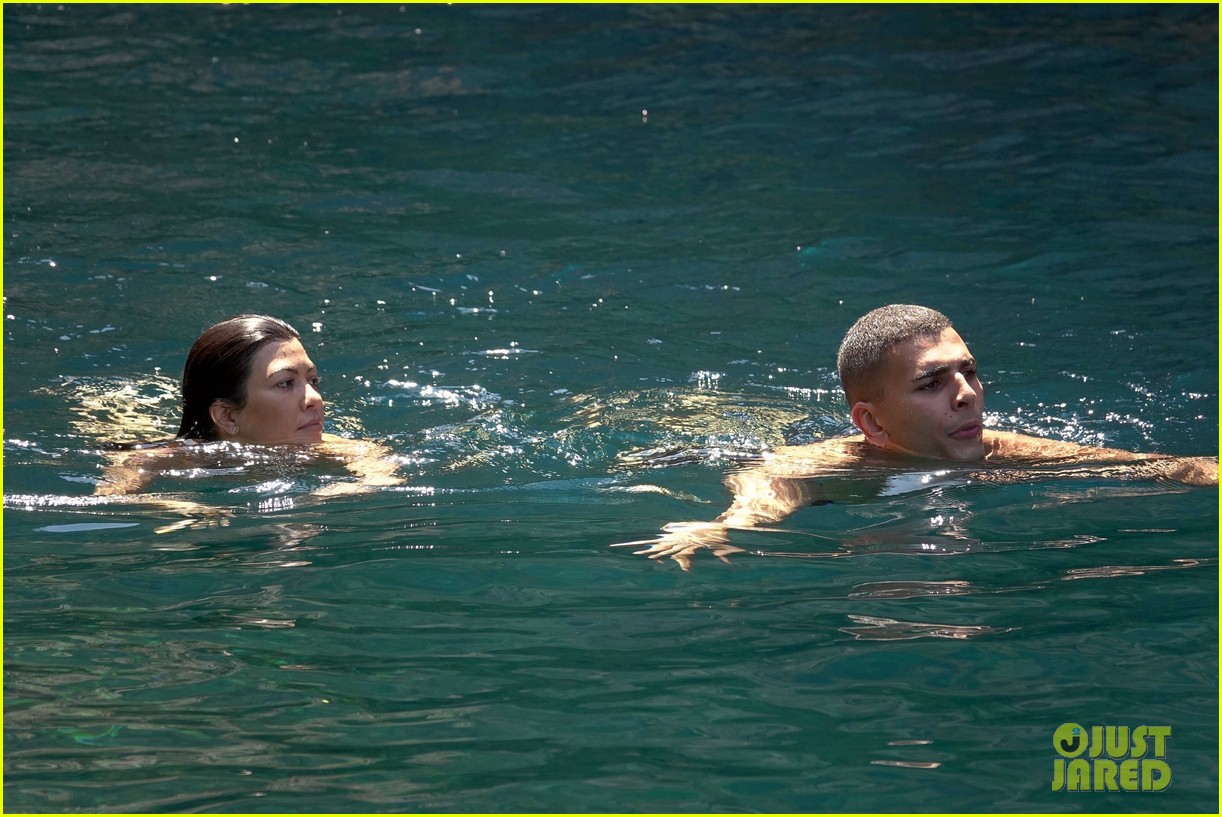 Kourtney Kardashian Looks Hot in a Bikini While on Italian Getaway With
