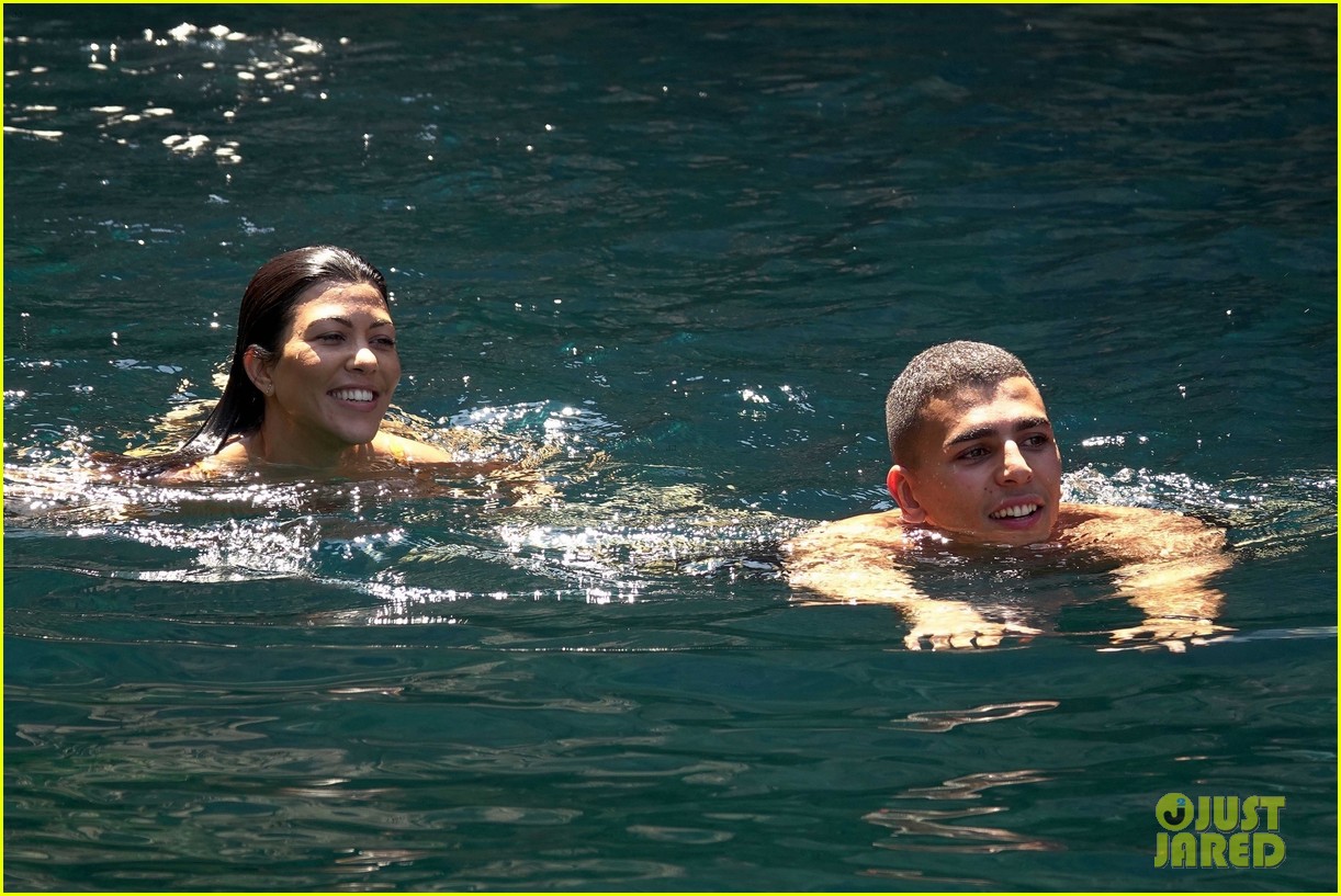 Kourtney Kardashian Looks Hot in a Bikini While on Italian Getaway With