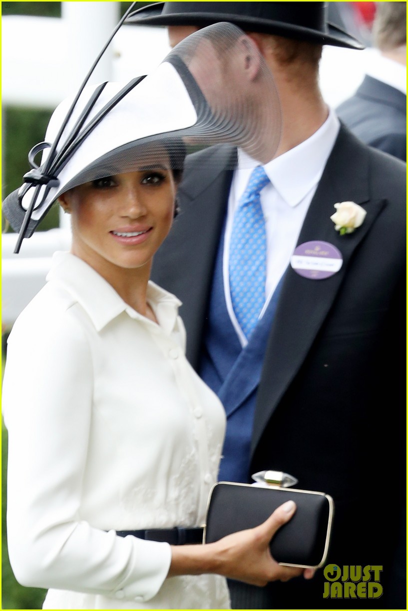 Duchess Meghan Markle Makes Royal Ascot Day Debut! Photo 4104186