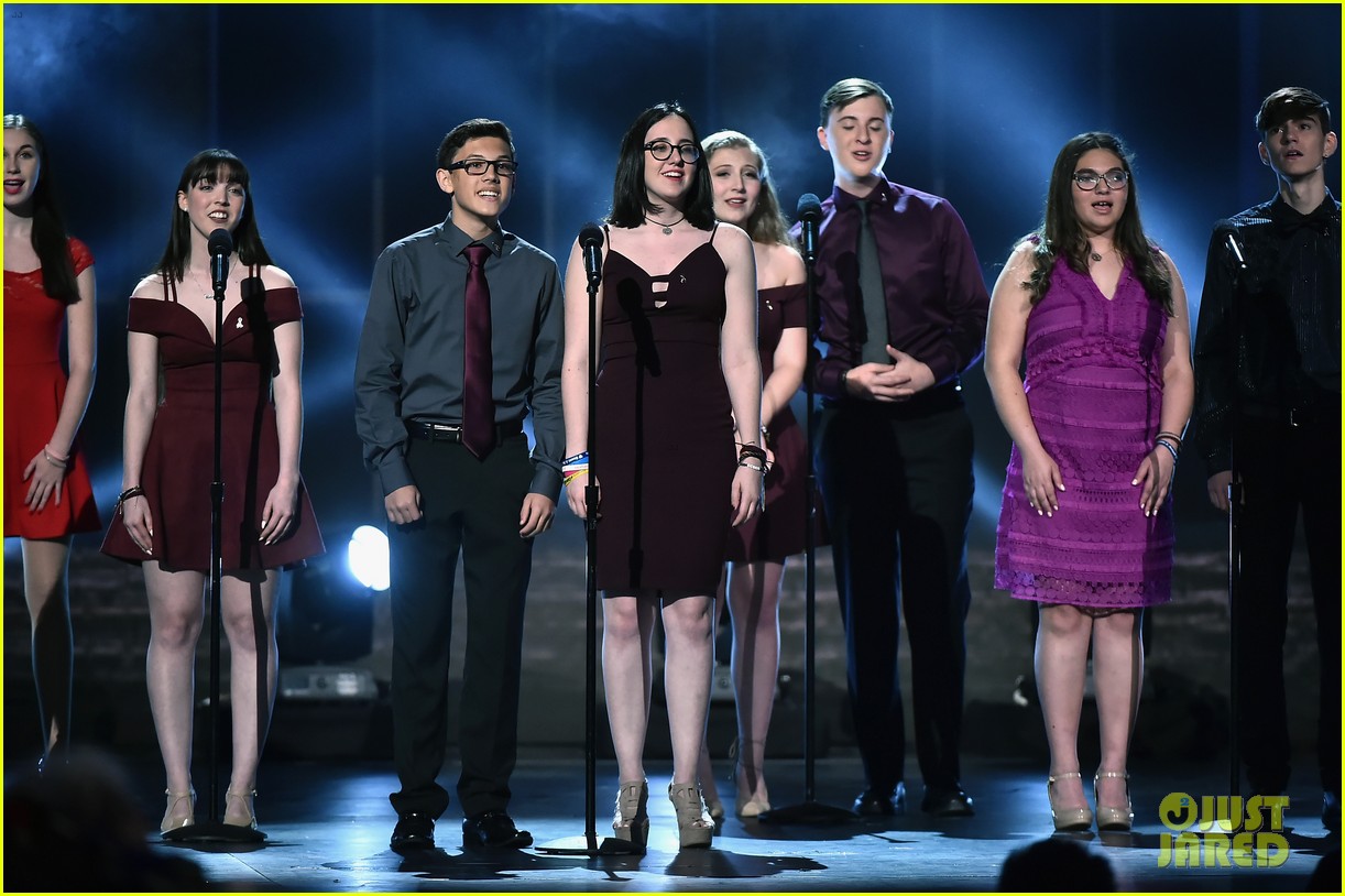 Parkland Students Sing 'Rent' Song at Tony Awards 2018 Photo 4099267