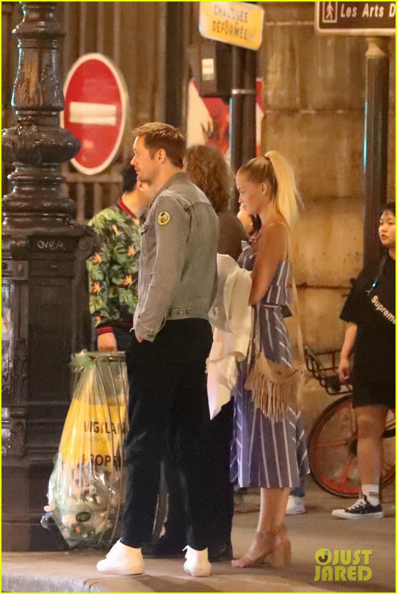 alexander skarsgard steps out with mystery blonde in paris 244105565