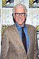 kristen bell ted danson promote the good place at comic con 03