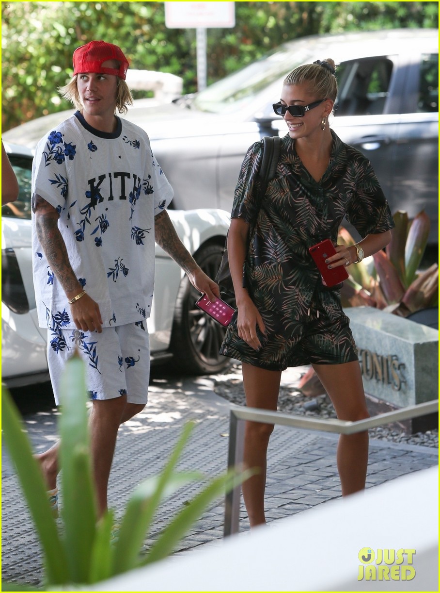 justin bieber shows off tattooed torso on vacation with hailey baldwin 104114494