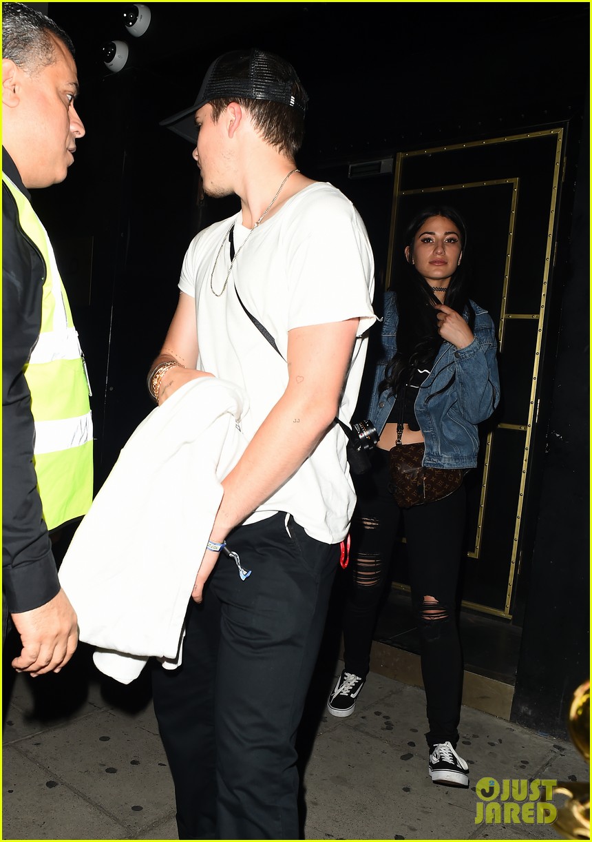 Brooklyn Beckham & Girlfriend Lexy Panterra Enjoy a Night Out in London(01)