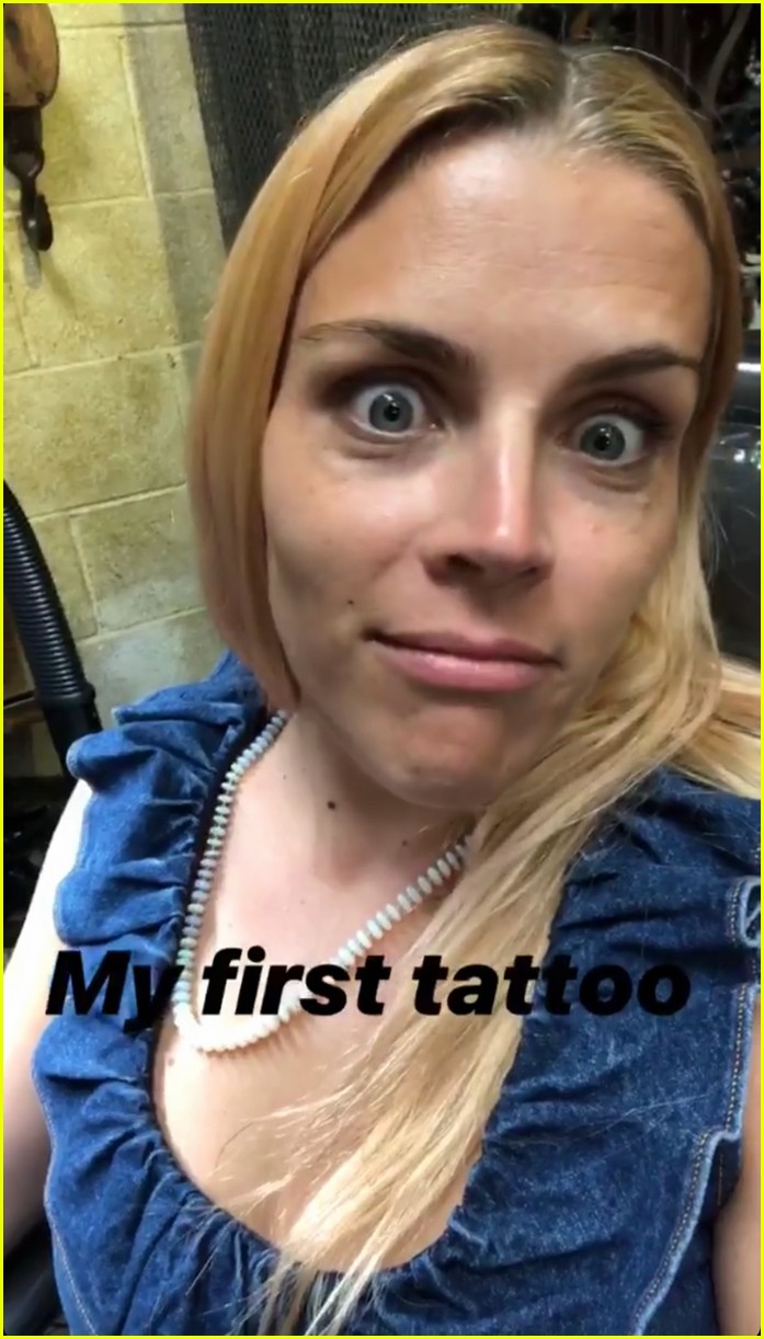 Busy Philipps Gets First Tattoo See What It Says! Photo 4112829