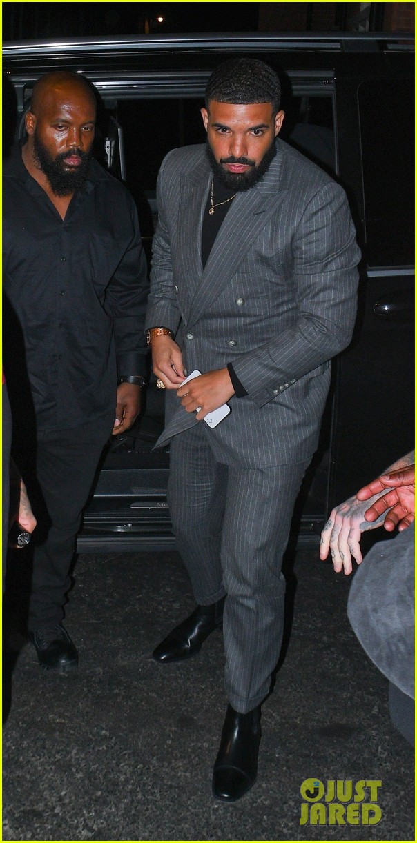 drake suits up for night out in london 04