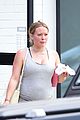 pregnant hilary duff gym workout 10