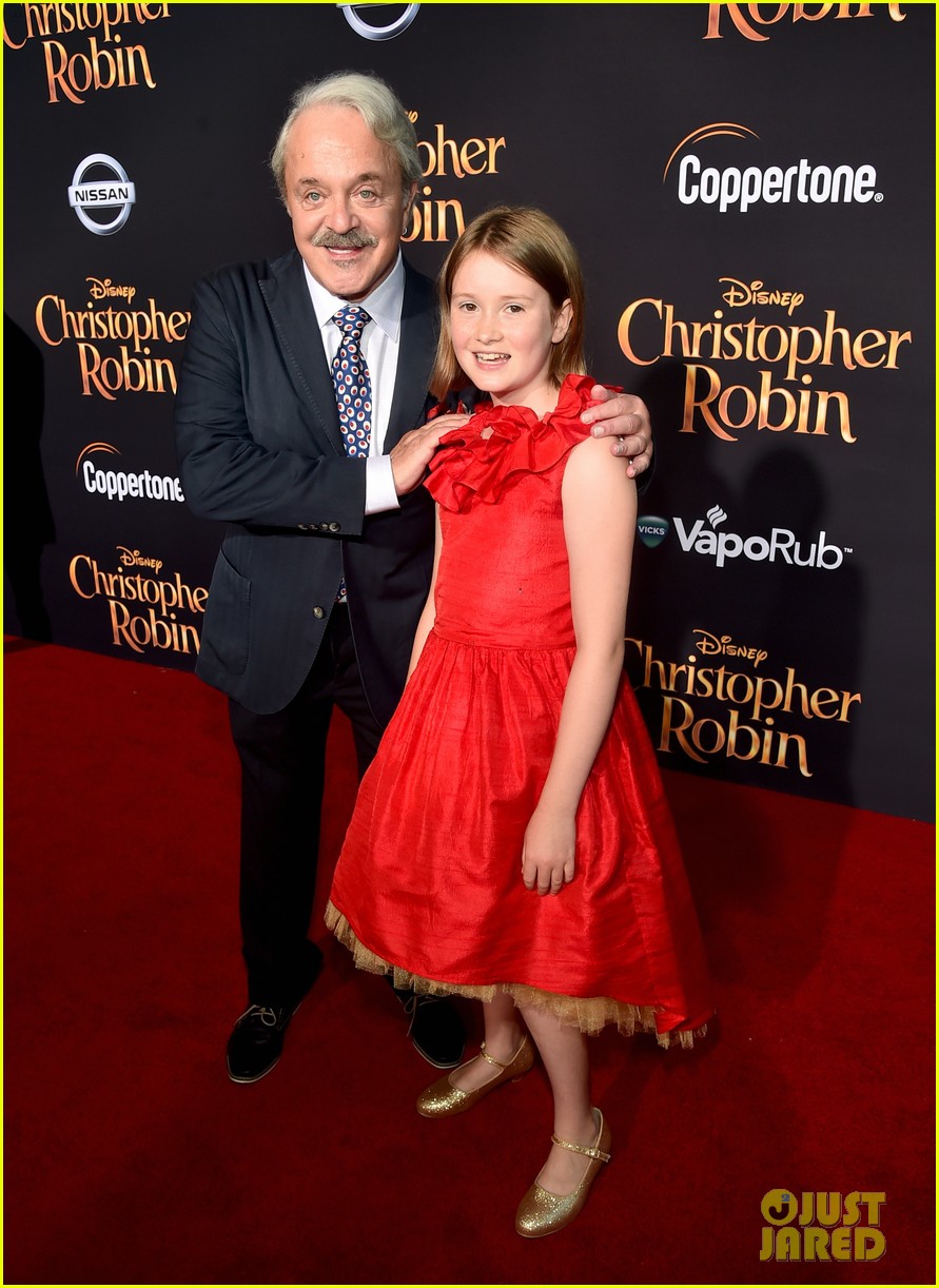 Ewan McGregor Joins 'Christopher Robin' Cast at LA Premiere!: Photo ...