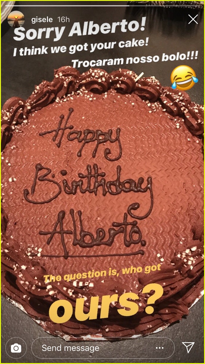 Gisele Bundchen's Birthday Cake Was Not What She Was Expecting! Photo(00)