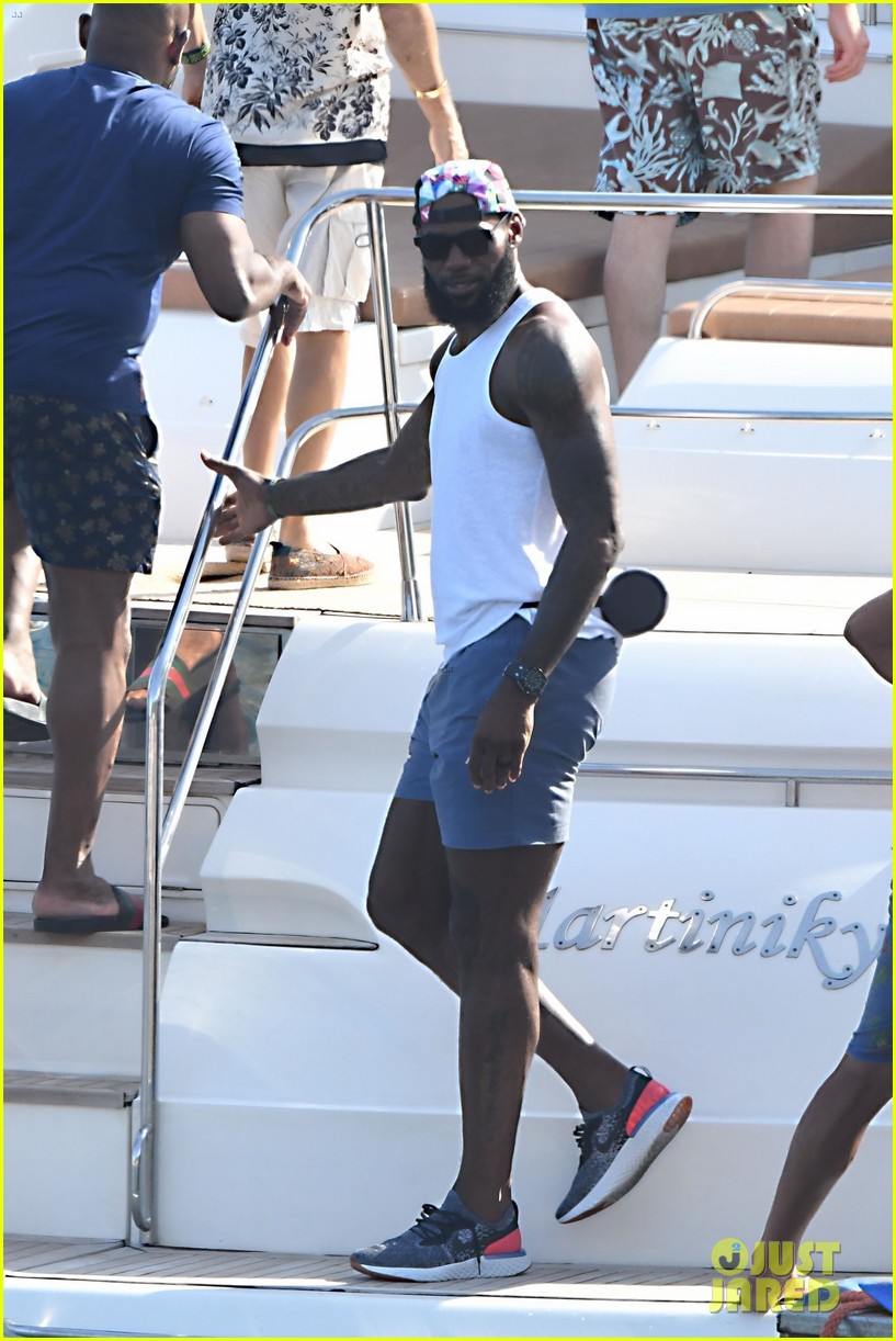 LeBron James works out in compression pants on yacht in Italy