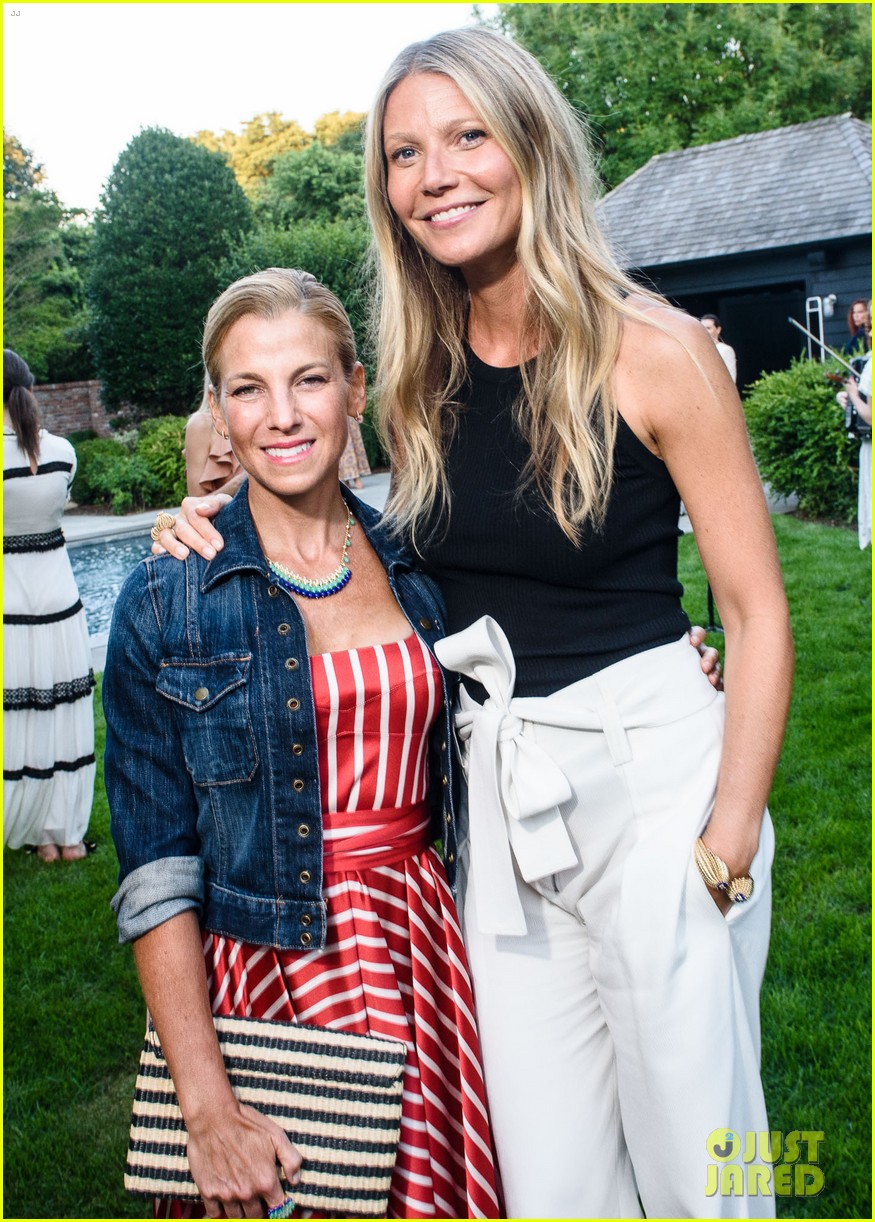 Paltrow Hosts Intimate Dinner at Her Hamptons Home Photo