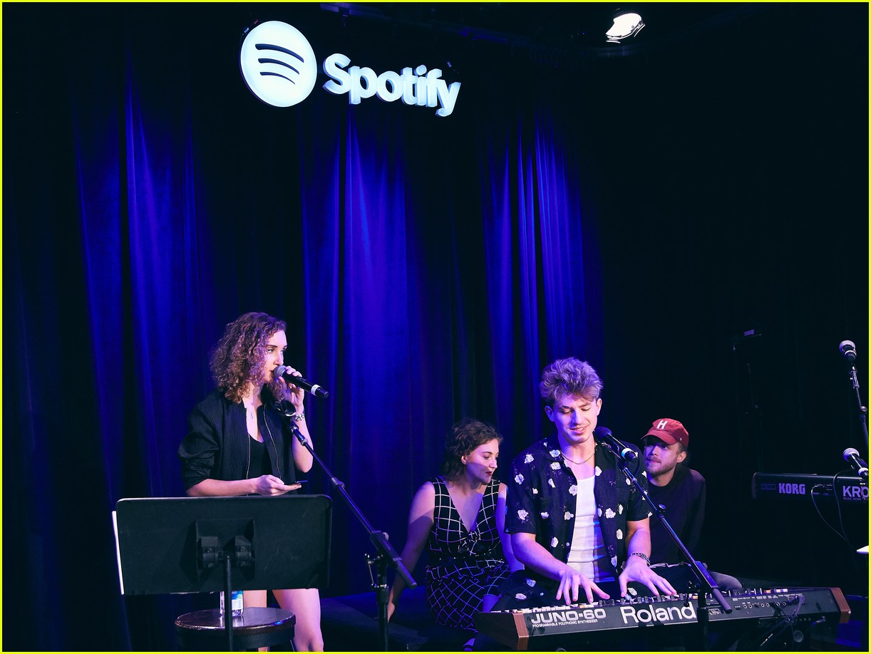 charlie puth returns to his college for spotify voicenotes event 104114146