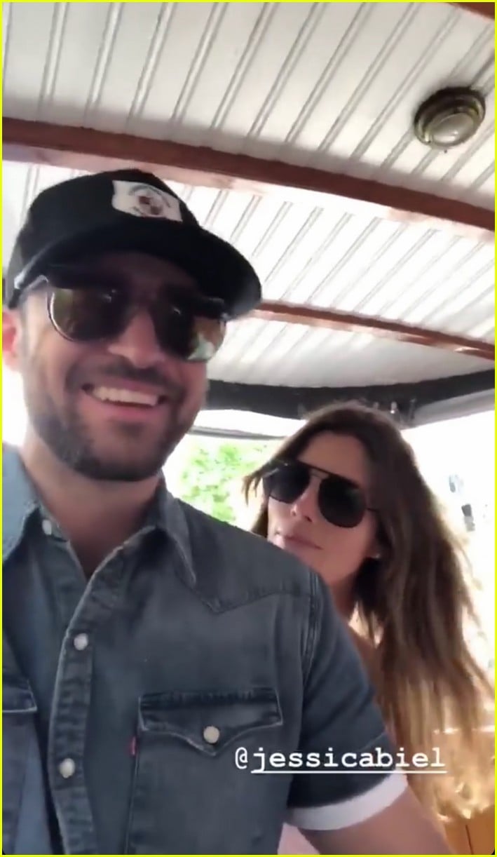 Justin Timberlake & Jessica Biel Tour Amsterdam on a Boat! Photo