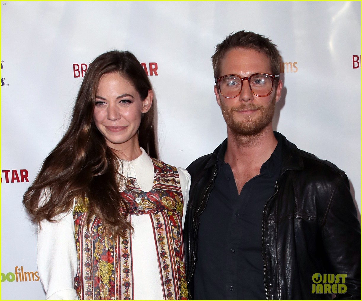 analeigh tipton gets support from jake mcdorman rachael leigh cook at broken star 014116581