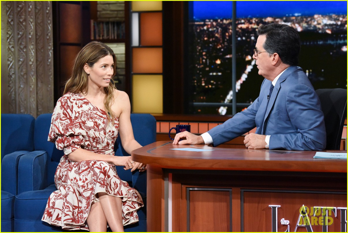 jessica biel reveals she was drinking alone when she found out about her emmy nom 04