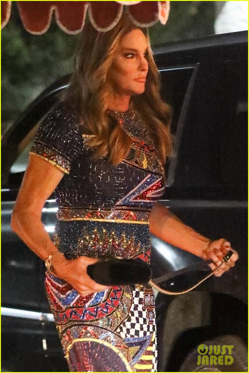 caitlyn jenner attends kylie jenners birthday 044127490