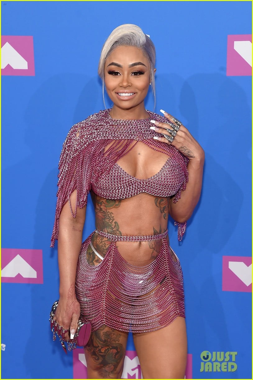 blac chyna wears pink see through chain outfit to mtv vmas 2018 064131869
