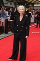 emma thompson lifts hayley atwell red carpet 11