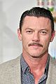 luke evans looks dapper while unveiling stellaspace with stella artois in nyc 08