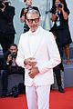 jeff goldblum gets support from wife emilie at the mountain venice festival premiere 14