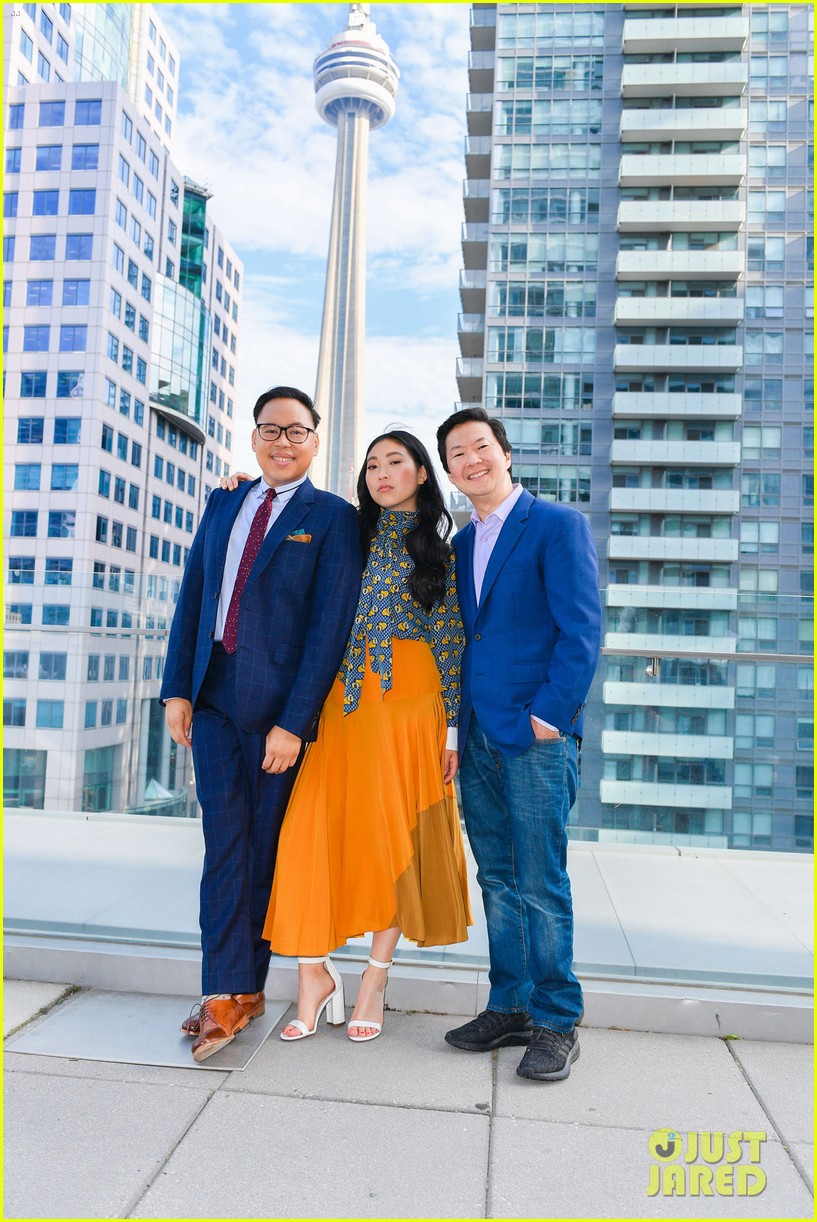 crazy rich asians cast hit chicago toronto boston for press tour 114123484