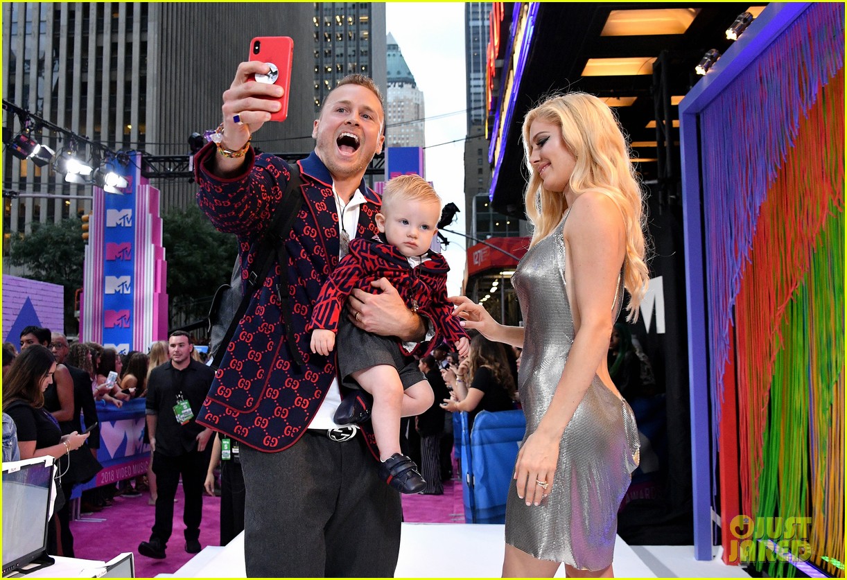 'The Hills' Reboot Announced at VMAs with Original Cast (Video) Photo