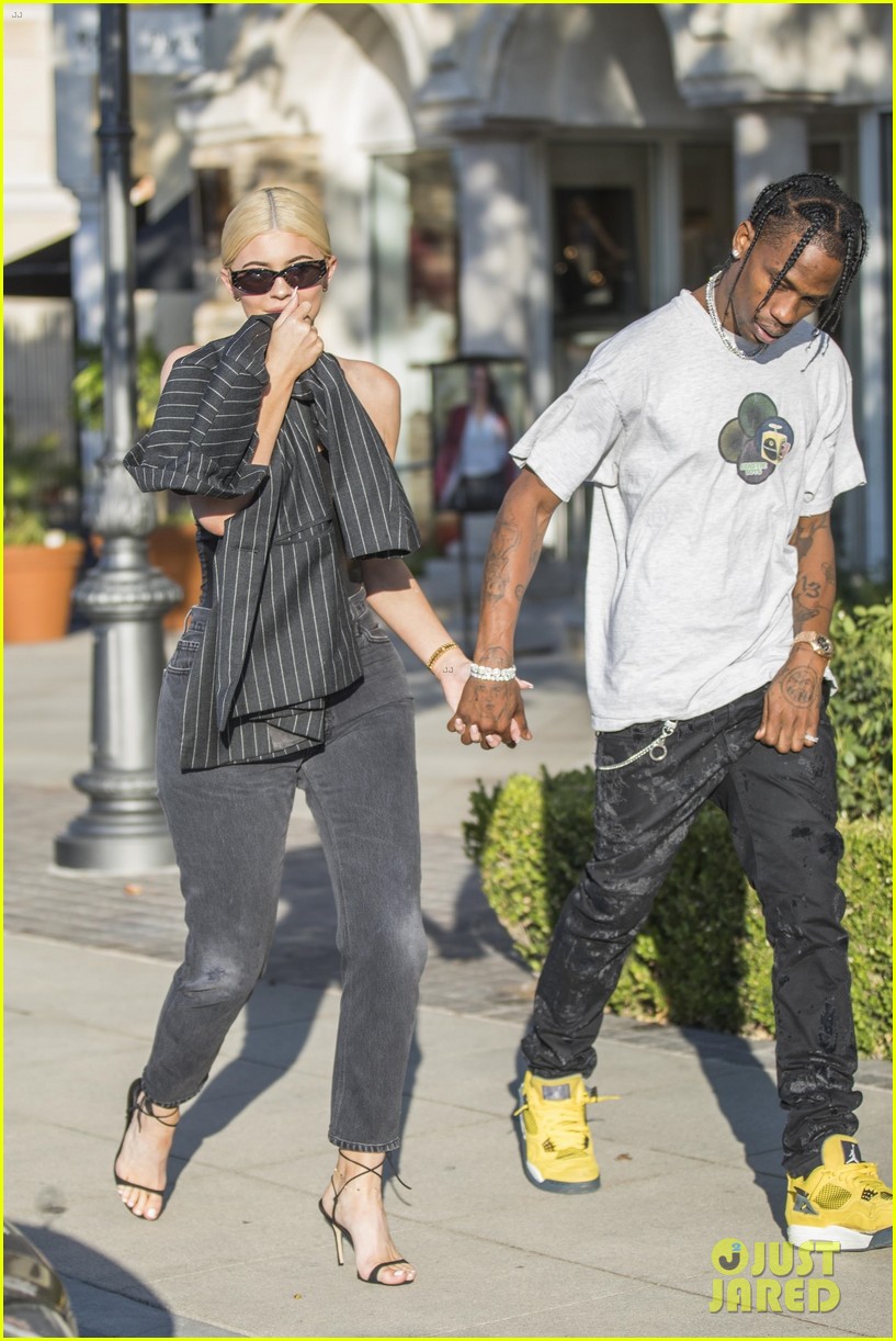 kylie jenner wearing travis scott shoes