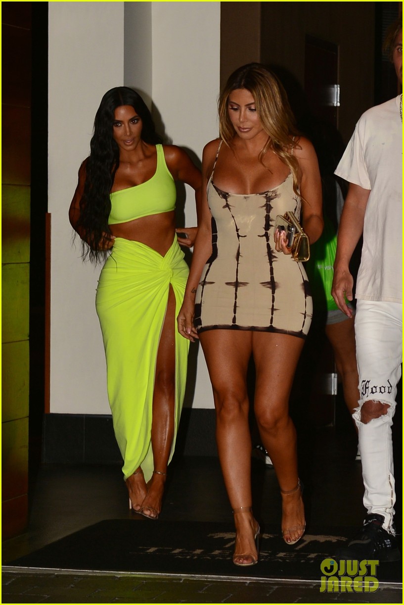 kim kardashian wears neon green outfit 104130528