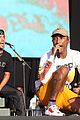 dua lipa pharrell williams hit the stage at reading festival 2018 13