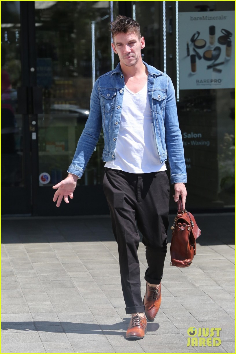 jonathan rhys meyers steps out for a haircut in calabasas 05