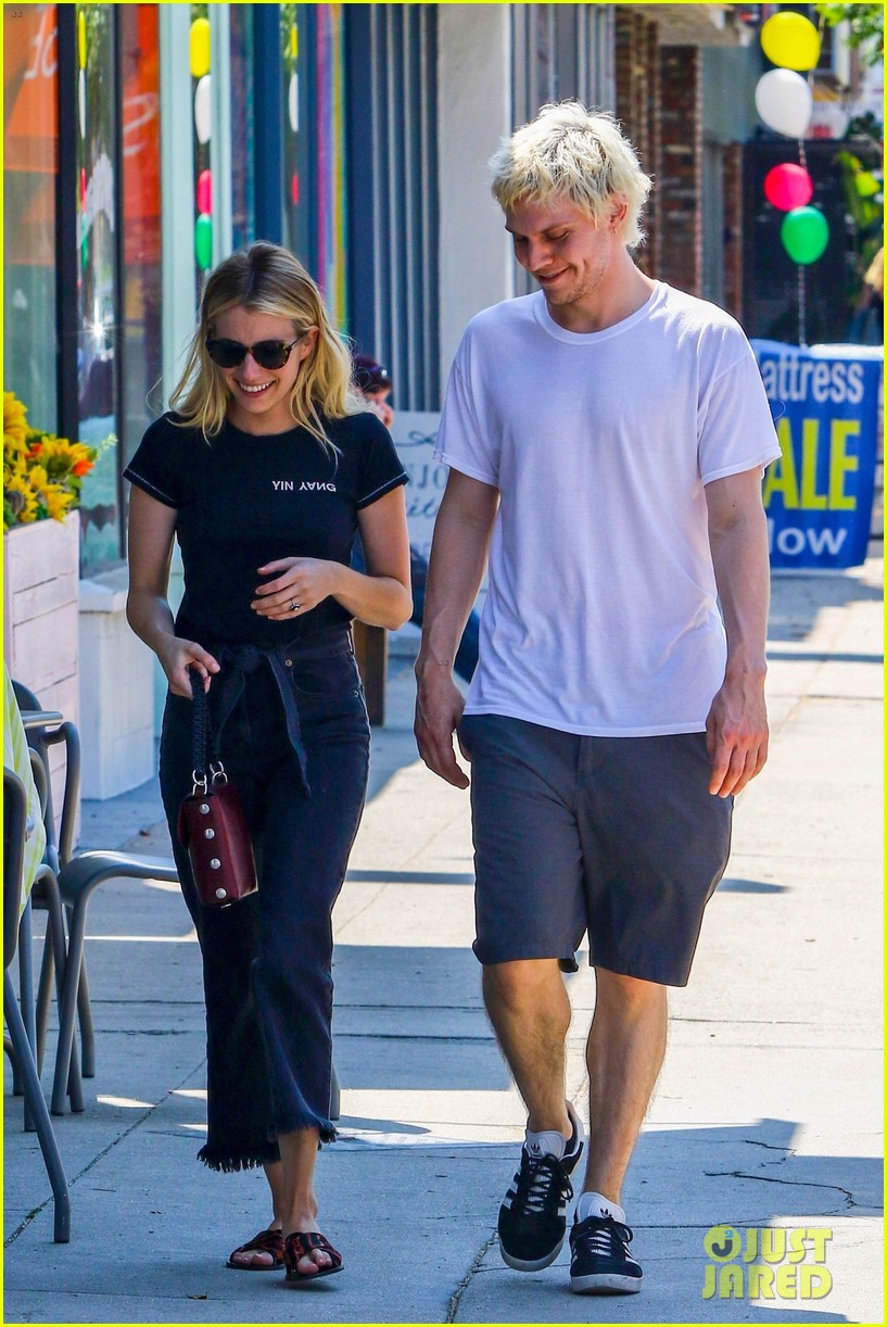 emma roberts evan peters couple up for afternoon date 08
