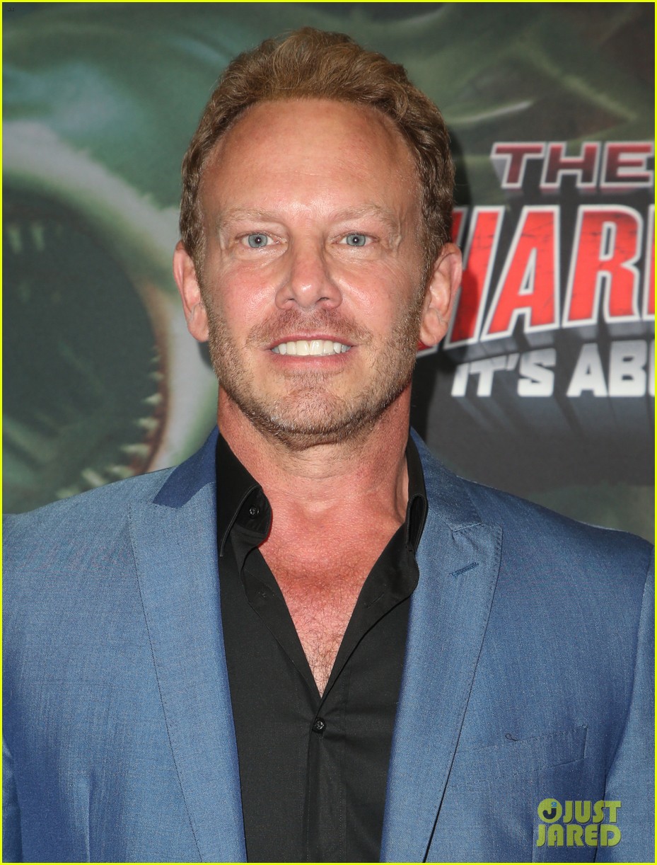 tara reid ian ziering hit red carpet for the last sharknado its about time premiere 174131151