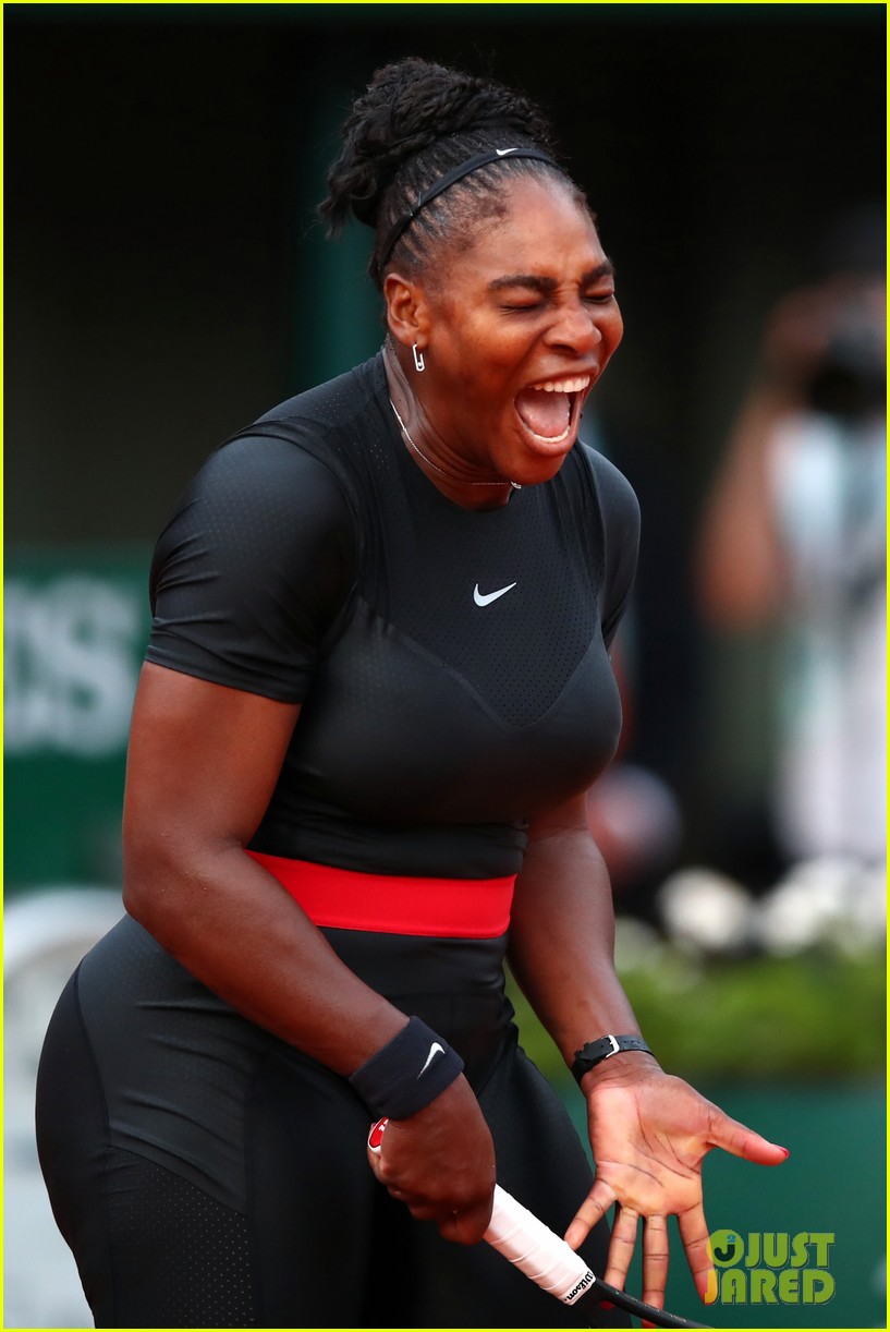 Serena Williams' Black Catsuit Banned From French Open Photo 4134144(02)