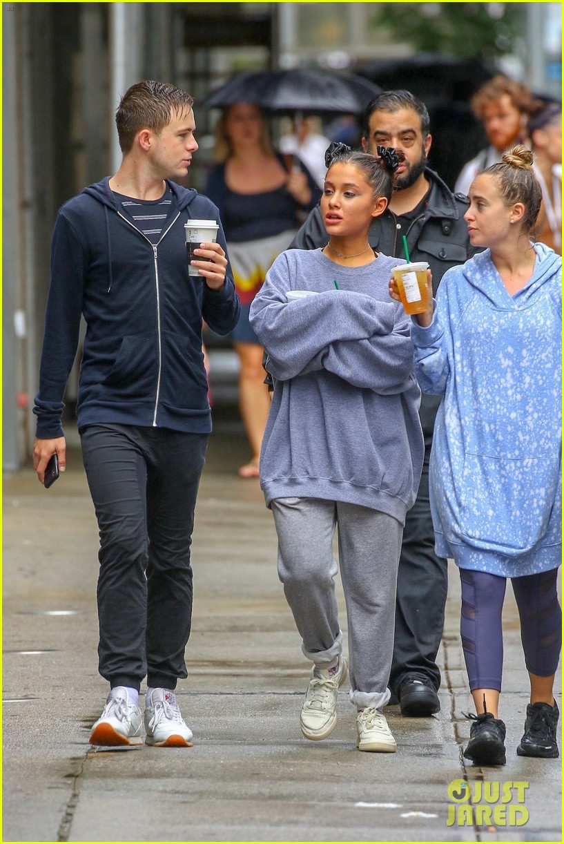 ariana grande friends get drenched rain storm 244149677