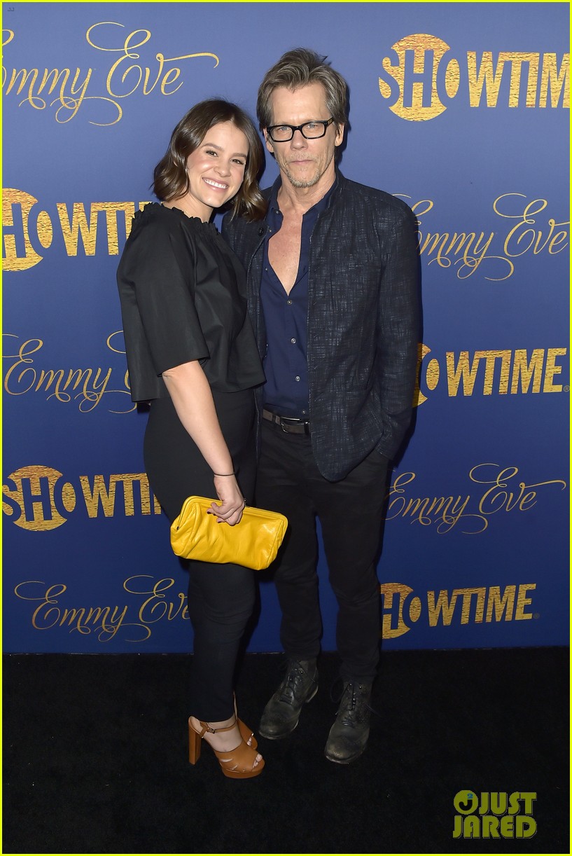 benedict cumberbatch felicity huffman couple up at pre emmy showtime party 014148019