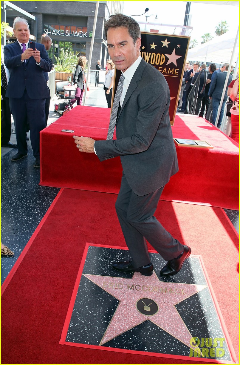 Eric McCormack Gets Support From 'Will & Grace' CoStars at Walk of(02)