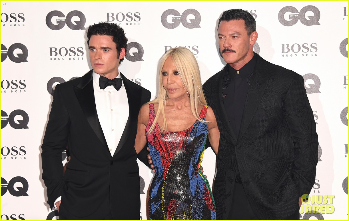 luke evans and richard madden are donatella versaces dates at gq men of the year awards 07