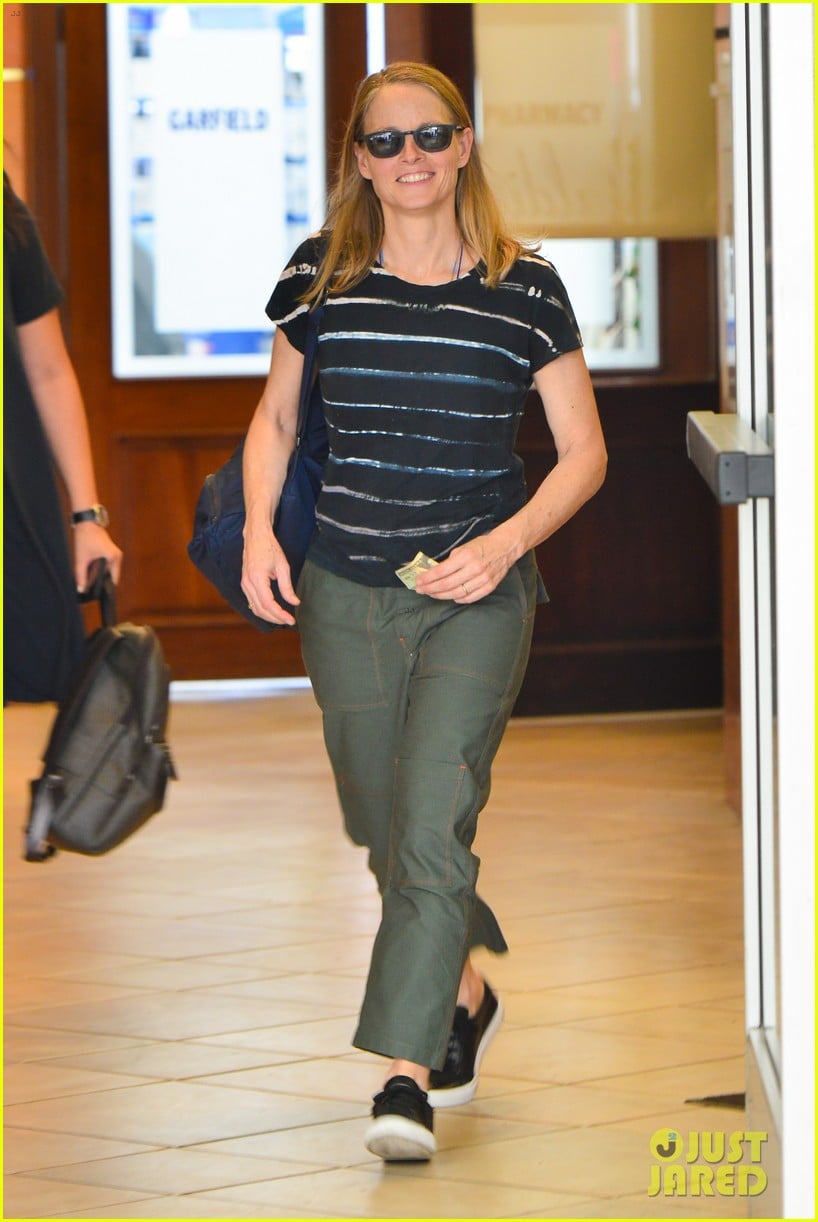jodie foster steps out for business meeting in beverly hills 074150790