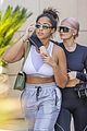 kylie jenner shows off new pink hair while jewelry shopping 01