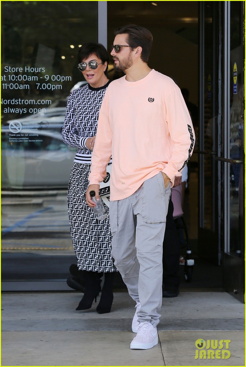 kris jenner and scott disick go shopping at nordstrom together 054151231