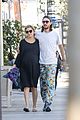 kate hudson shows off baby bump before giving birth 05