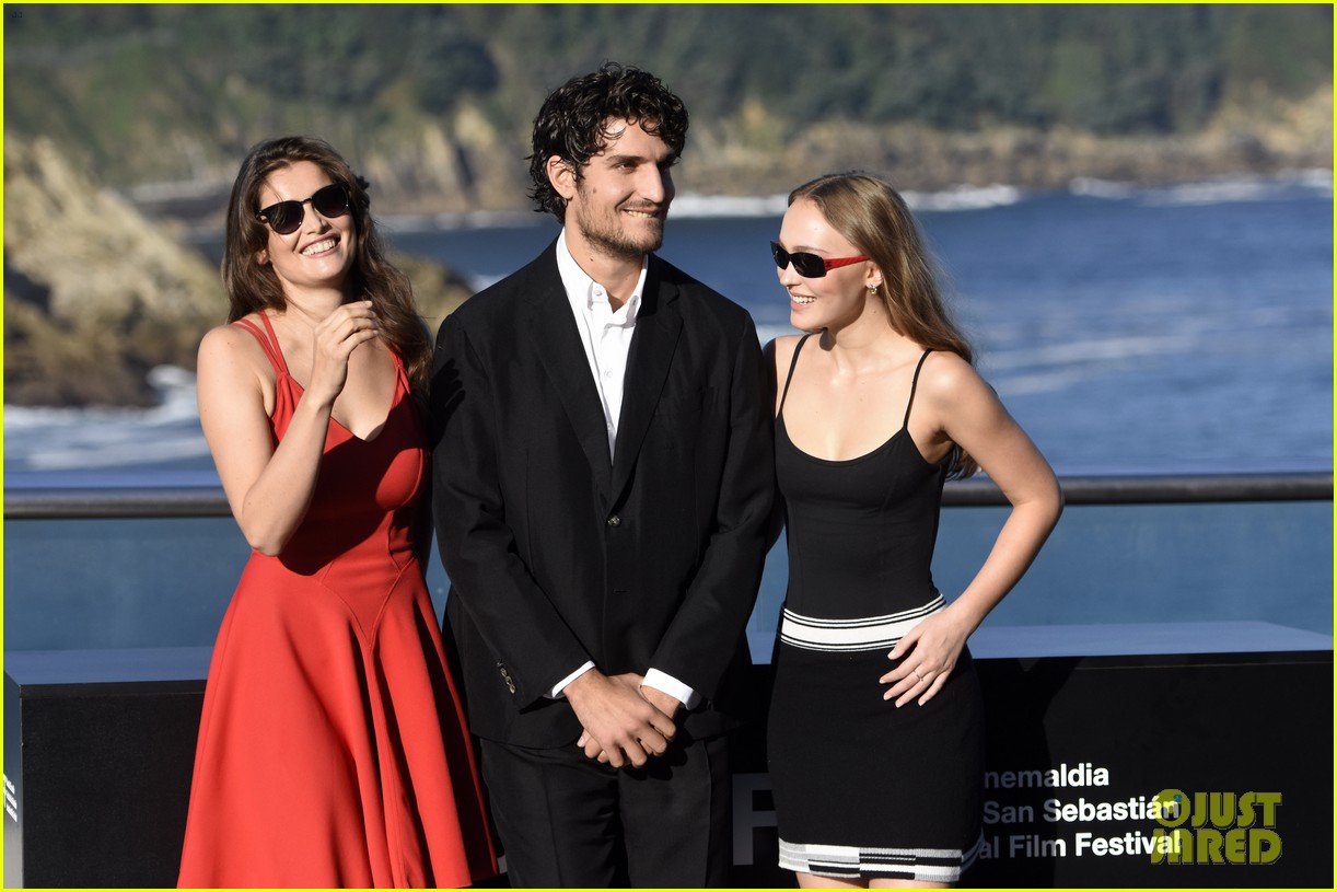 Lily-Rose Depp Brings 'A Faithful Man' to San Sebastian Film Festival:  Photo 4152235 | Laetitia Casta, Lily Rose Depp, Louis Garrel Photos | Just  Jared: Entertainment News