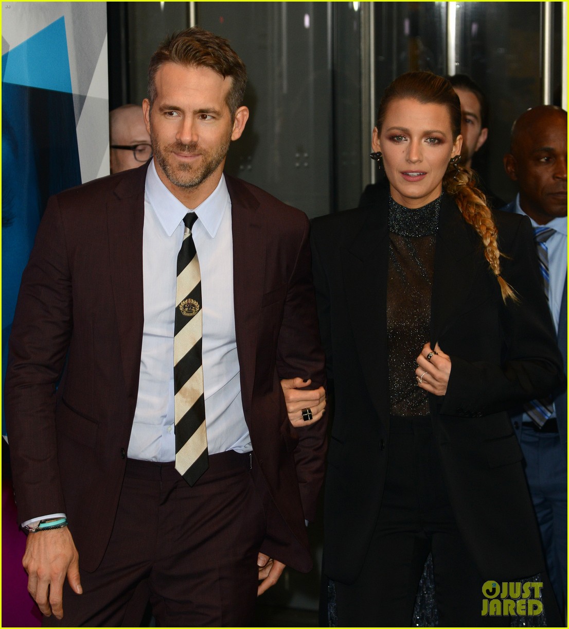 Blake Lively & Ryan Reynolds Couple Up at 'A Simple Favor' Premiere