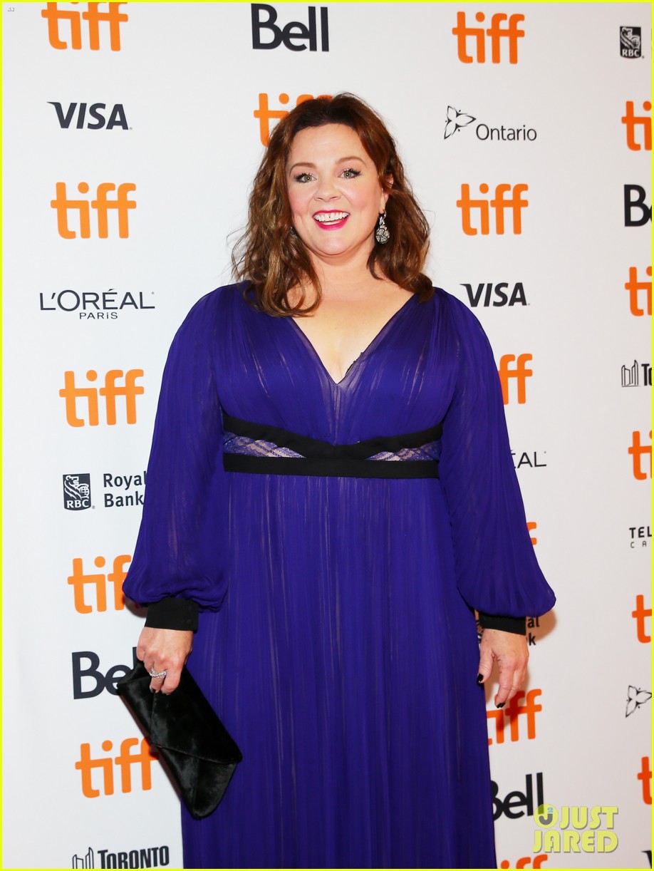 melissa mccarthy goes glam for tiff premiere of can you ever forgive me 044141614